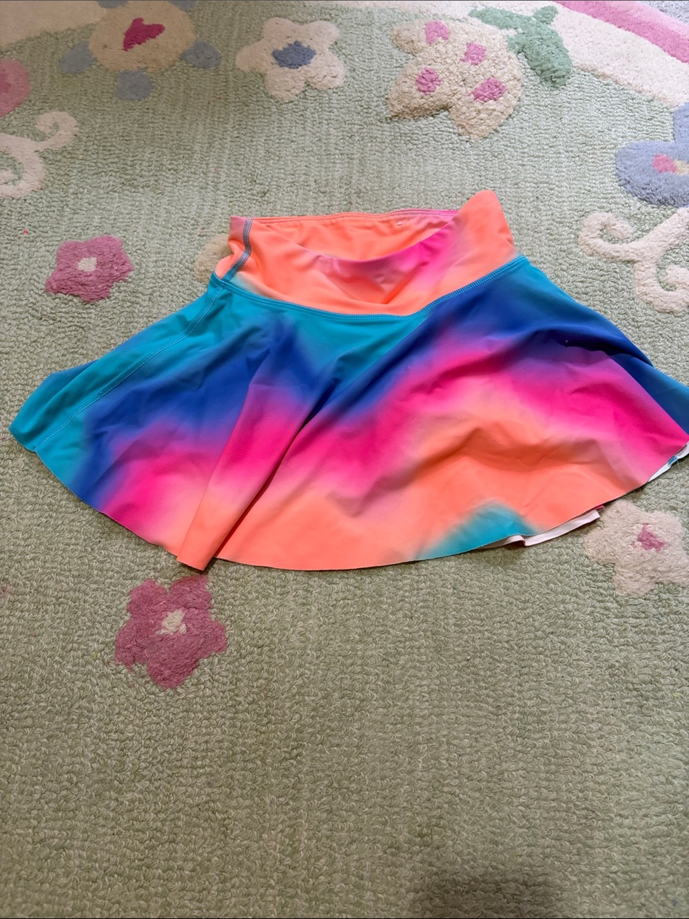 Old Navy Ombre Active Skort in Neon Coral, Pink & Teal